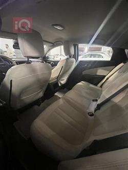 Chrysler 200